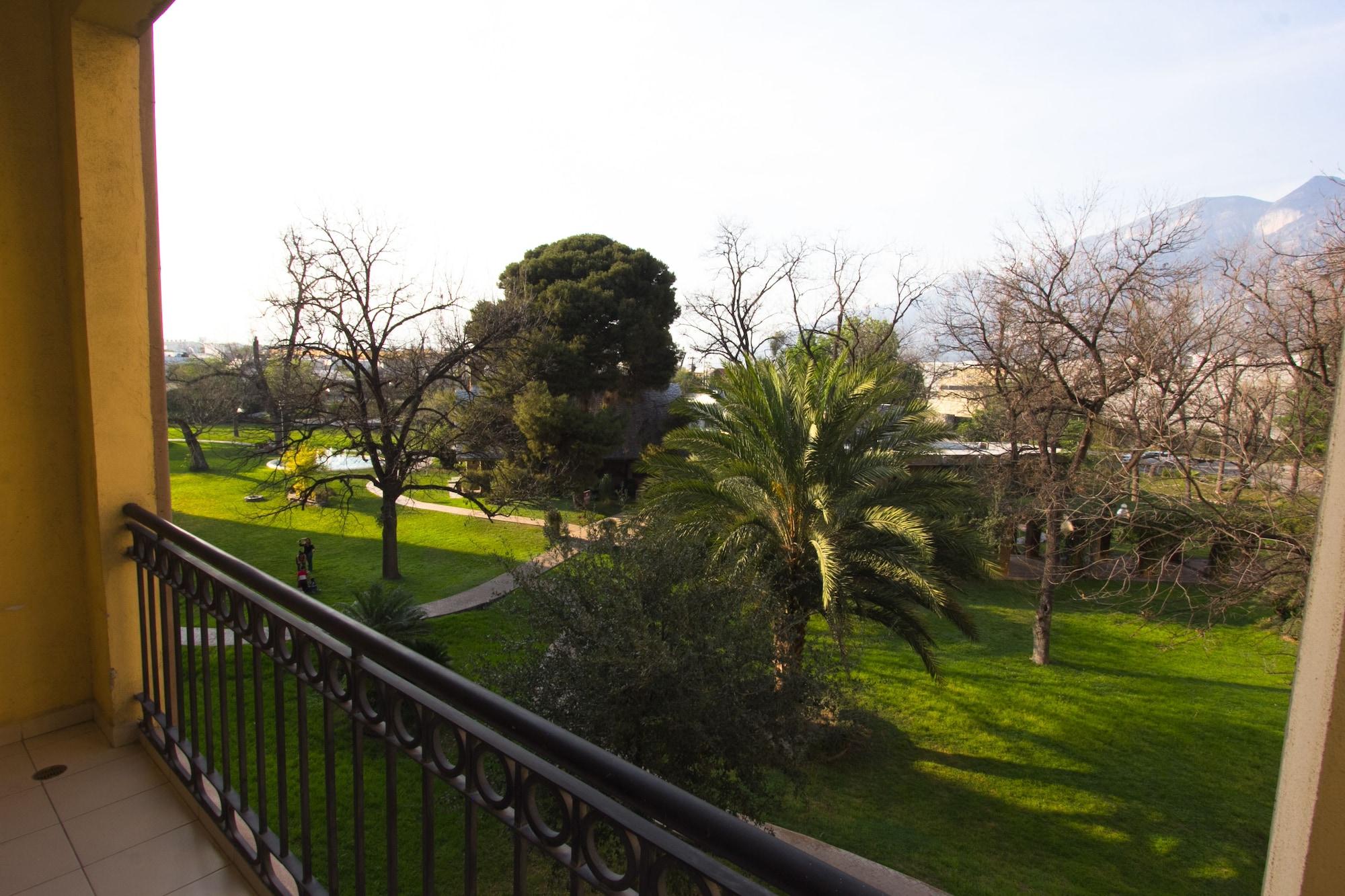 Torres De El Legado Hotel Monterrey Exterior photo